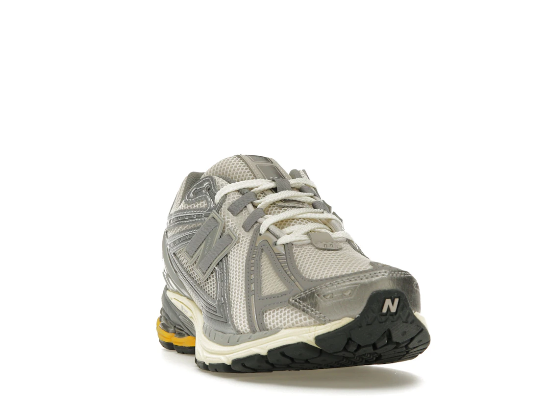 Vue 8 de New Balance 1906 Moonbeam Raincloud