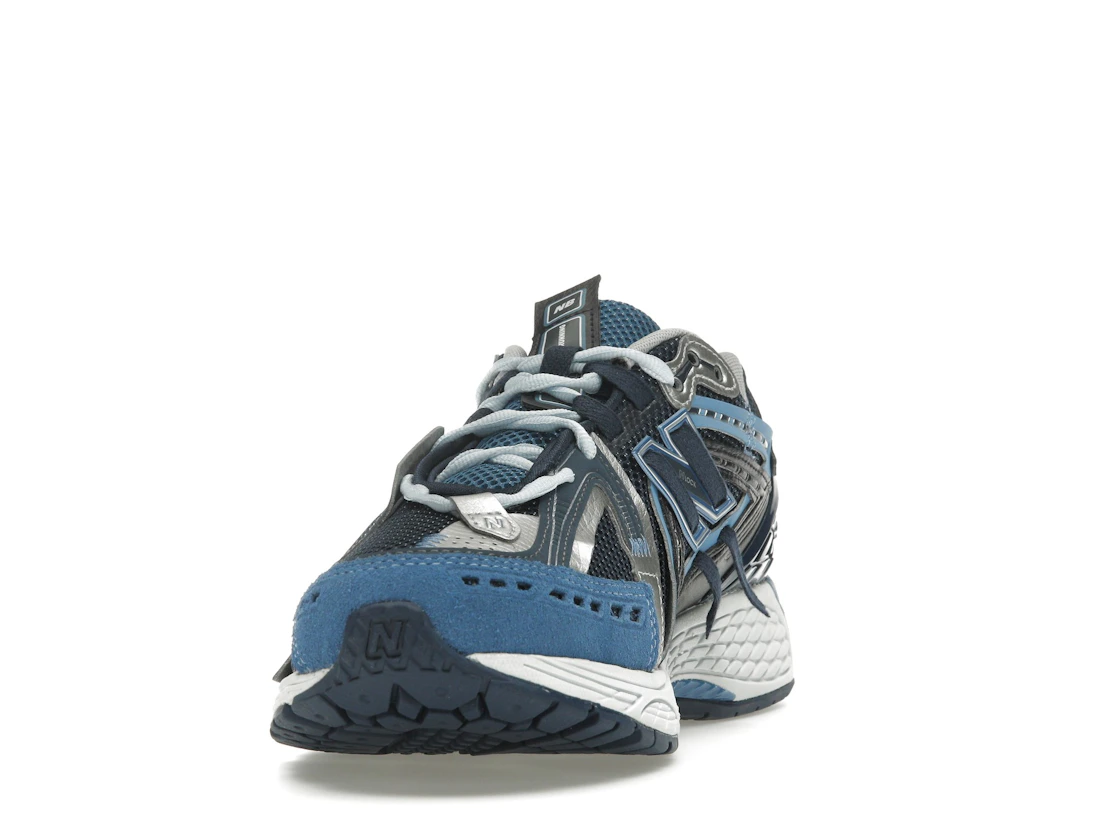 Vue 12 de New Balance 1906A Deep Blue