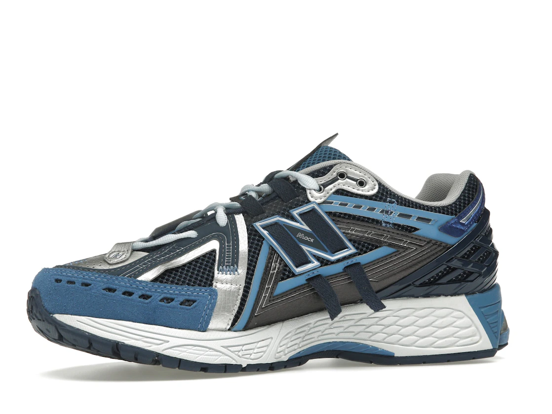 Vue 17 de New Balance 1906A Deep Blue