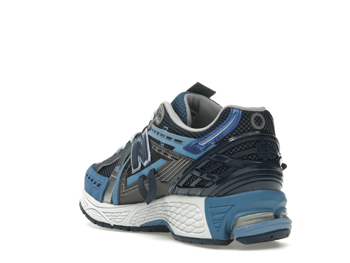 Vue 25 de New Balance 1906A Deep Blue