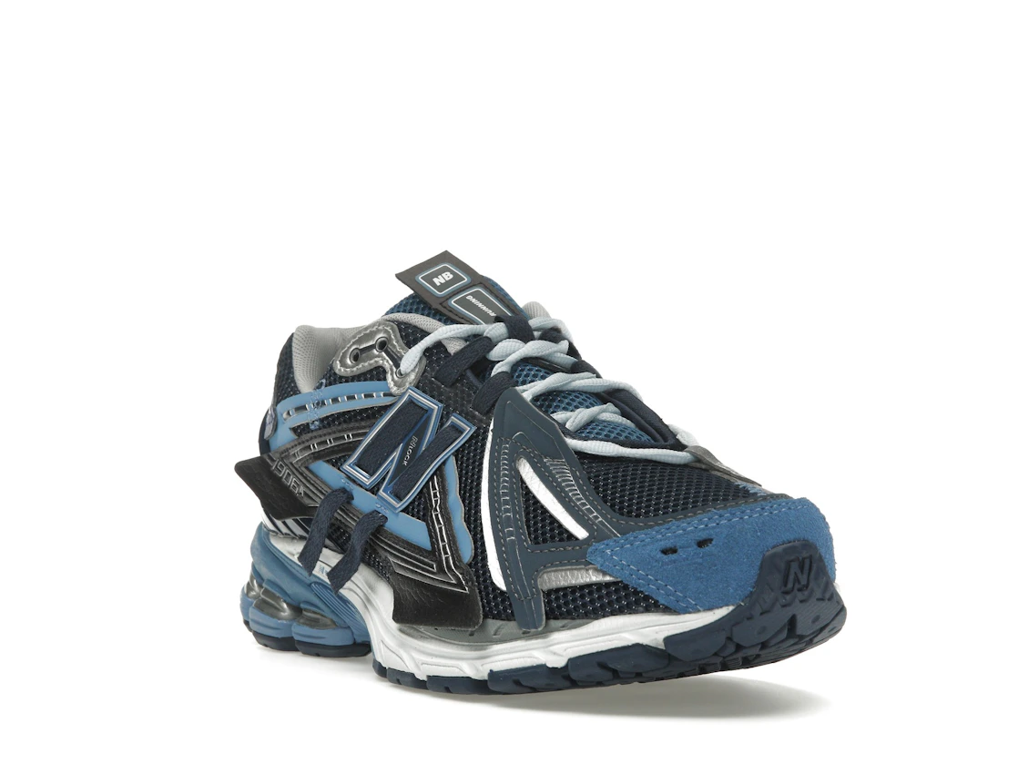 Vue 7 de New Balance 1906A Deep Blue