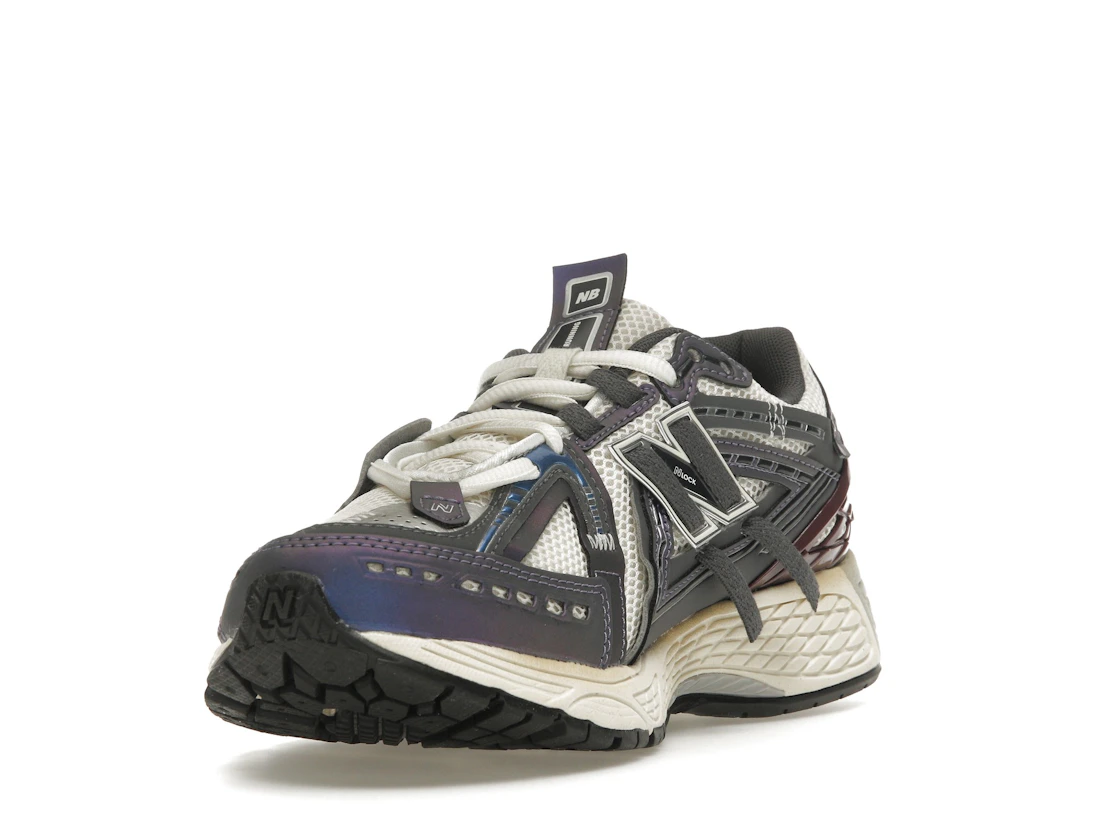 Vue 13 de New Balance 1906A Inkwell Sea Salt