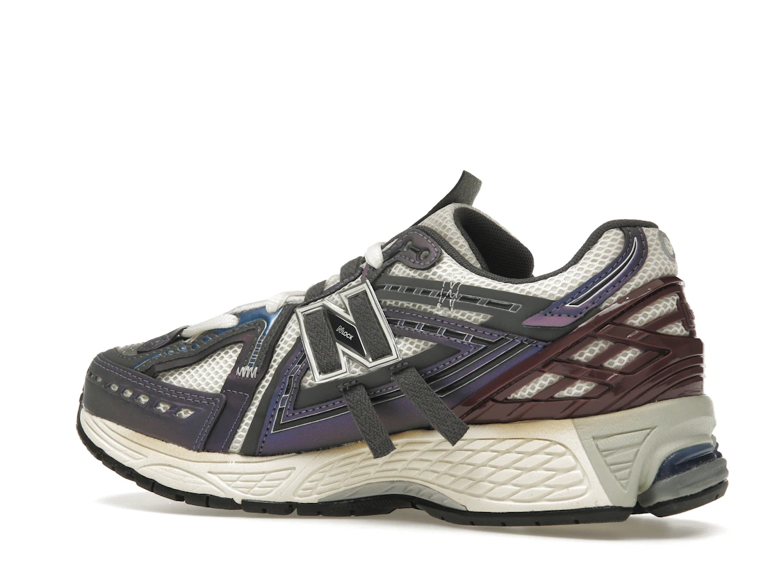 Vue 22 de New Balance 1906A Inkwell Sea Salt