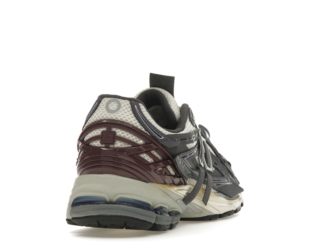 Vue 30 de New Balance 1906A Inkwell Sea Salt