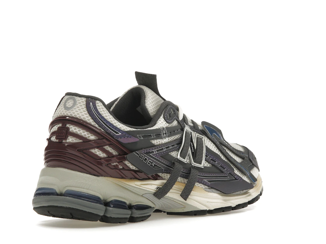 Vue 32 de New Balance 1906A Inkwell Sea Salt