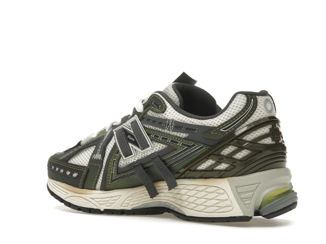 Vue 23 de New Balance 1906A Olive Juice Sea Salt