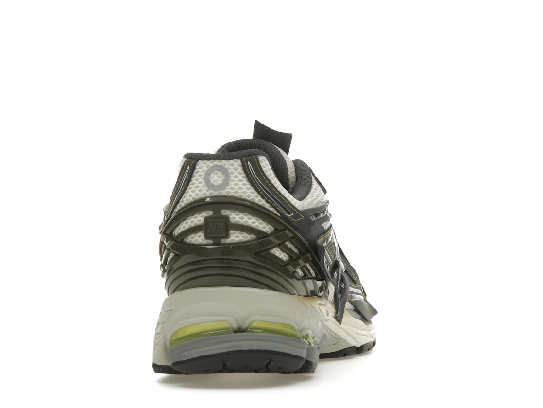 Vue 29 de New Balance 1906A Olive Juice Sea Salt