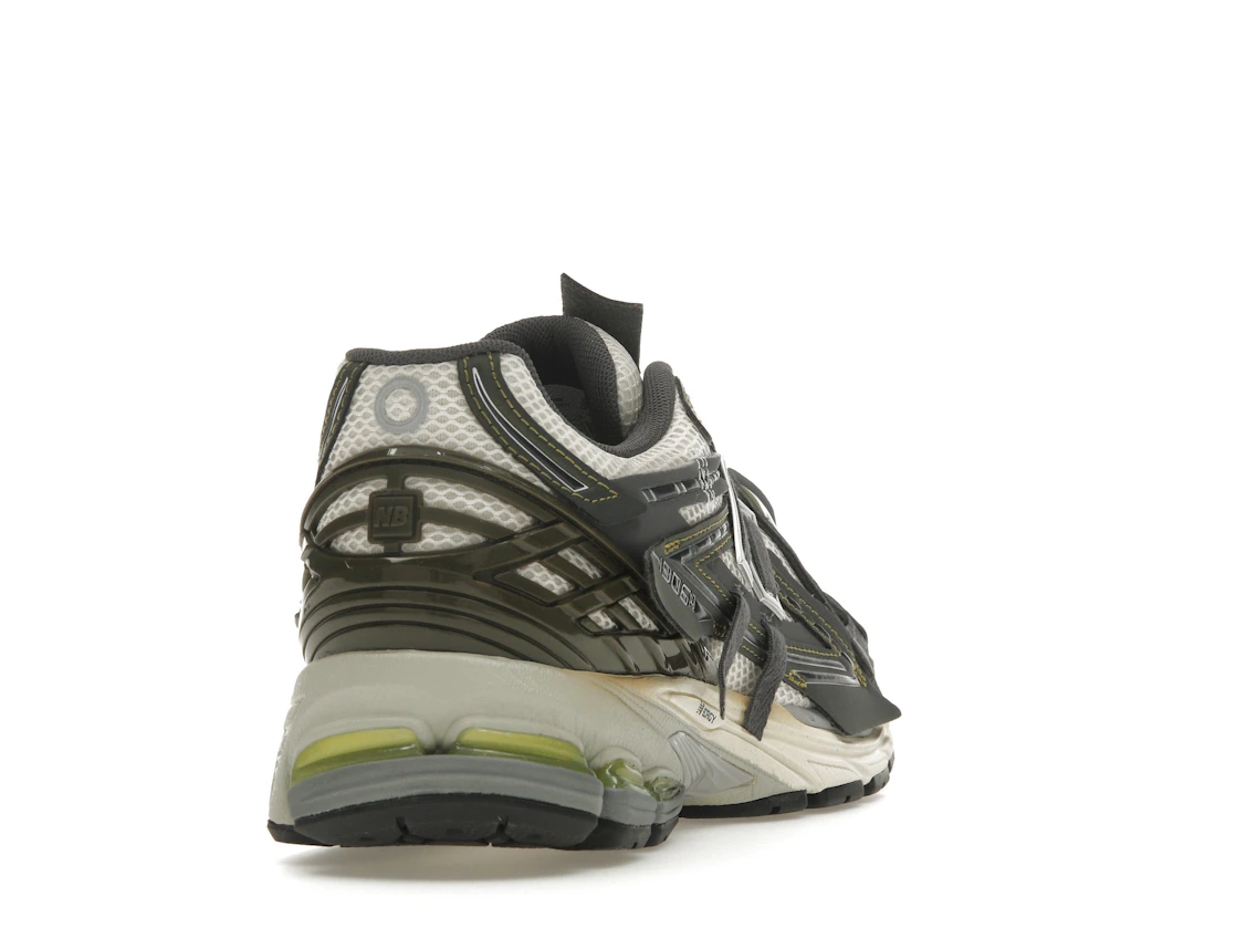 Vue 30 de New Balance 1906A Olive Juice Sea Salt