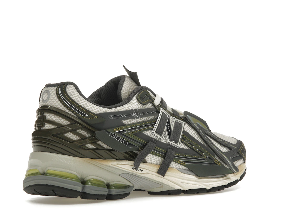 Vue 33 de New Balance 1906A Olive Juice Sea Salt