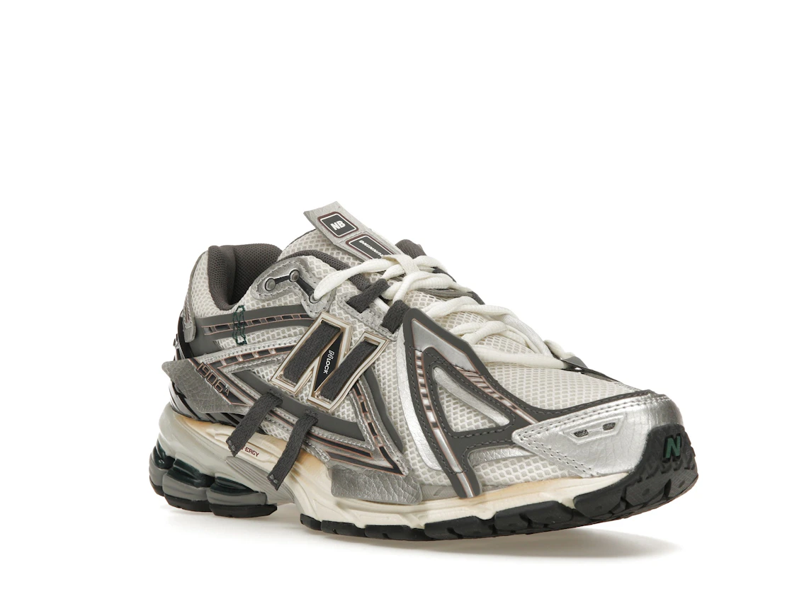 Vue 6 de New Balance 1906A Tech Explosion