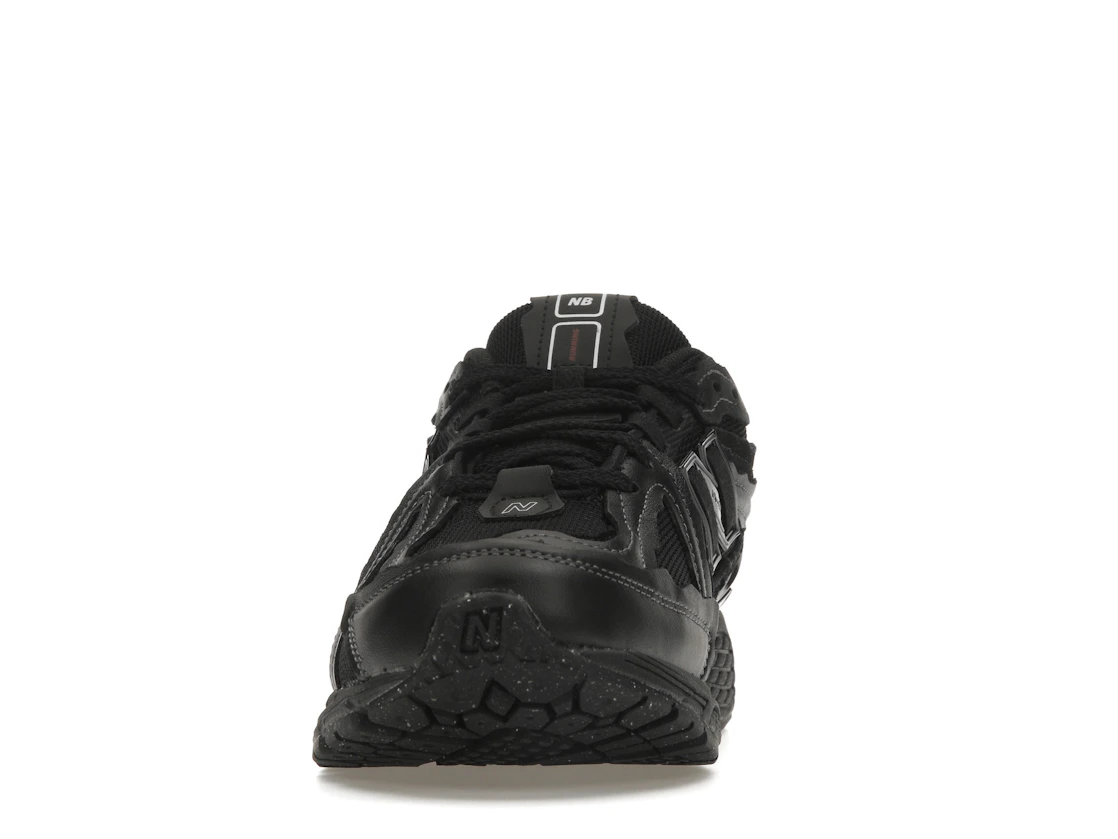 Vue 11 de New Balance 1906D Protection Pack Black Leather
