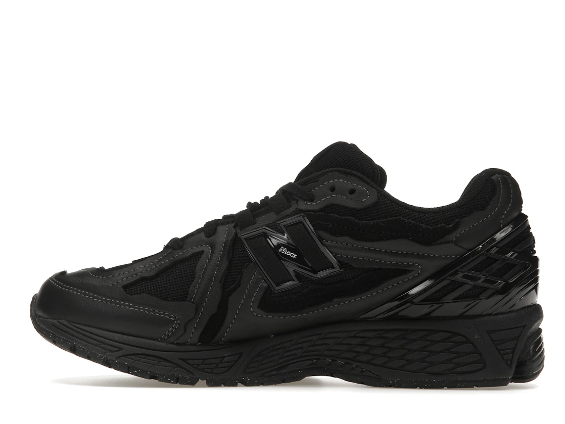 Vue 20 de New Balance 1906D Protection Pack Black Leather