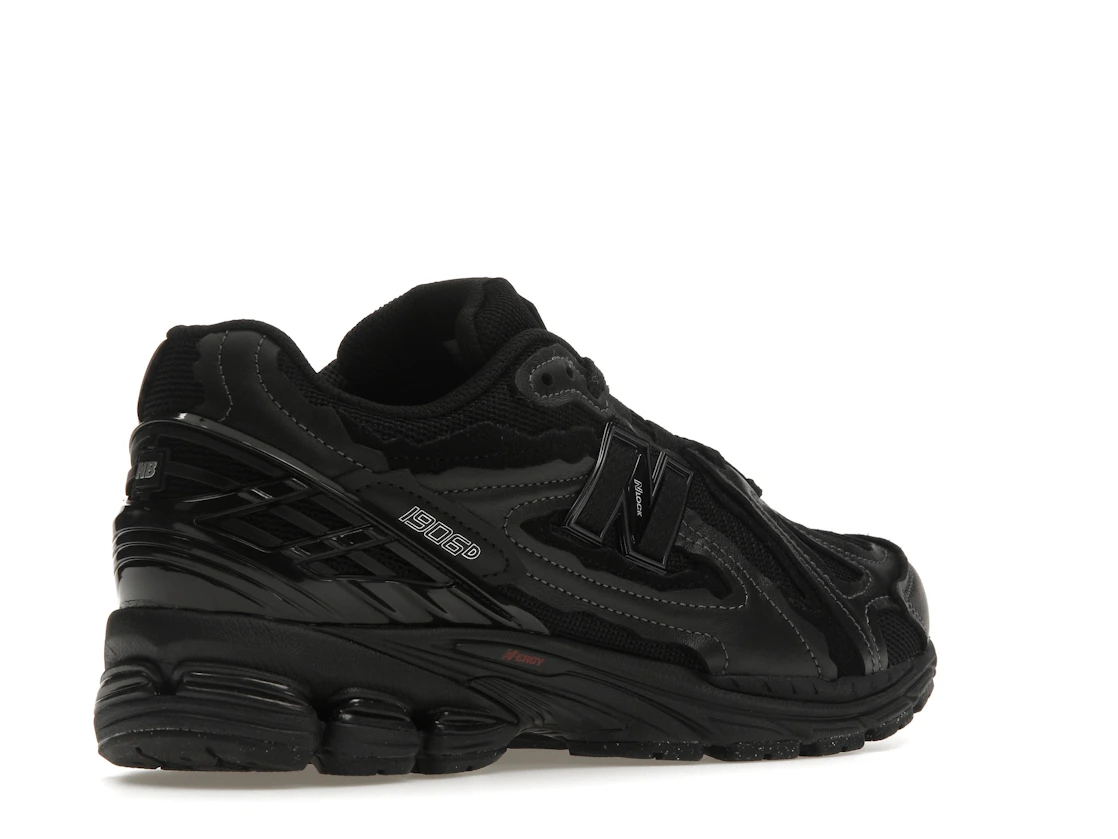 Vue 33 de New Balance 1906D Protection Pack Black Leather