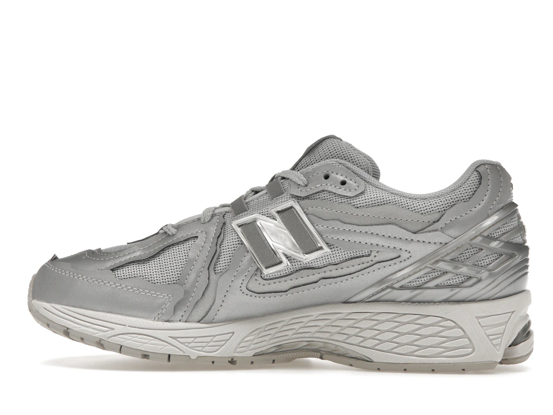 Vue 20 de New Balance 1906D Protection Pack Silver Metallic