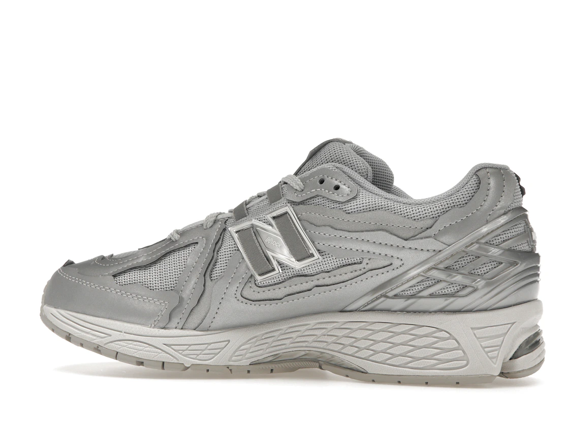 Vue 21 de New Balance 1906D Protection Pack Silver Metallic