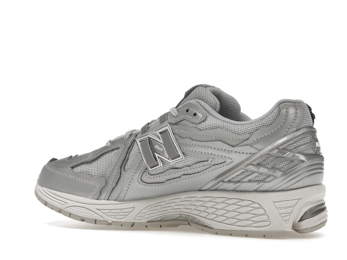 Vue 22 de New Balance 1906D Protection Pack Silver Metallic