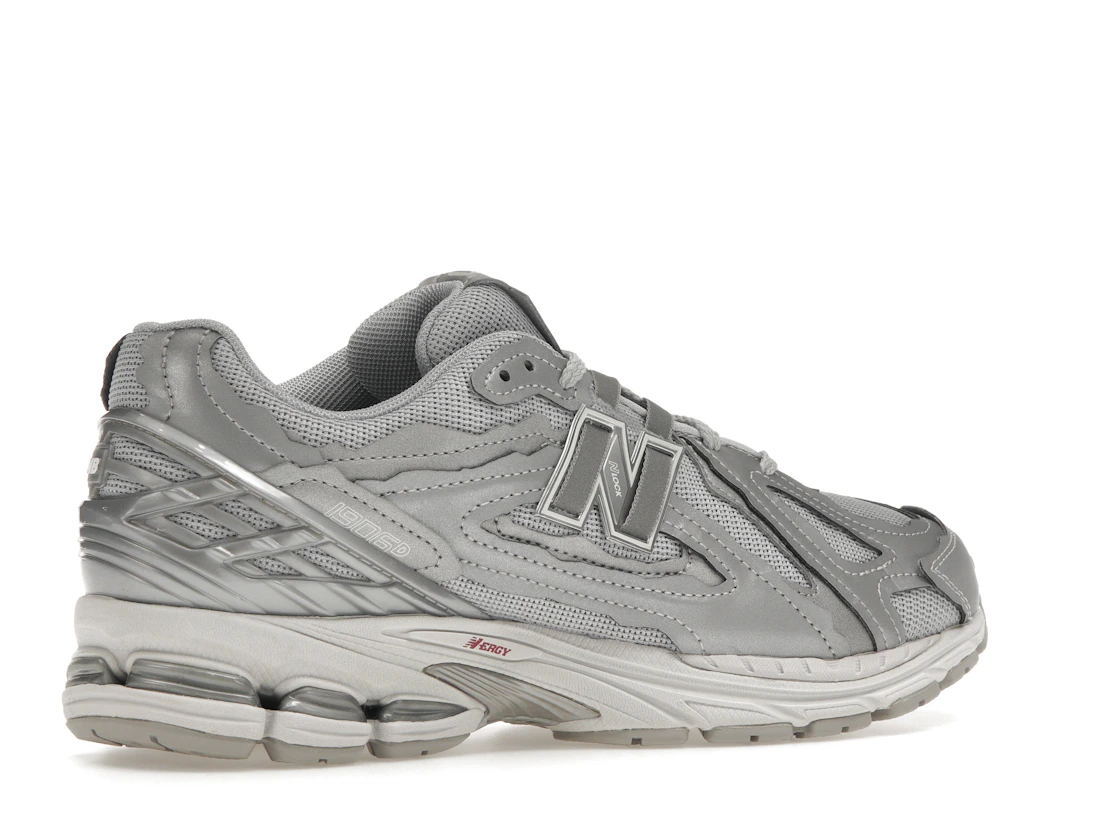 Vue 34 de New Balance 1906D Protection Pack Silver Metallic
