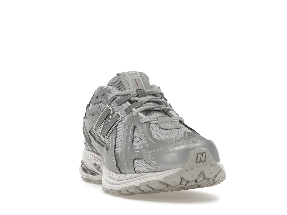 Vue 8 de New Balance 1906D Protection Pack Silver Metallic