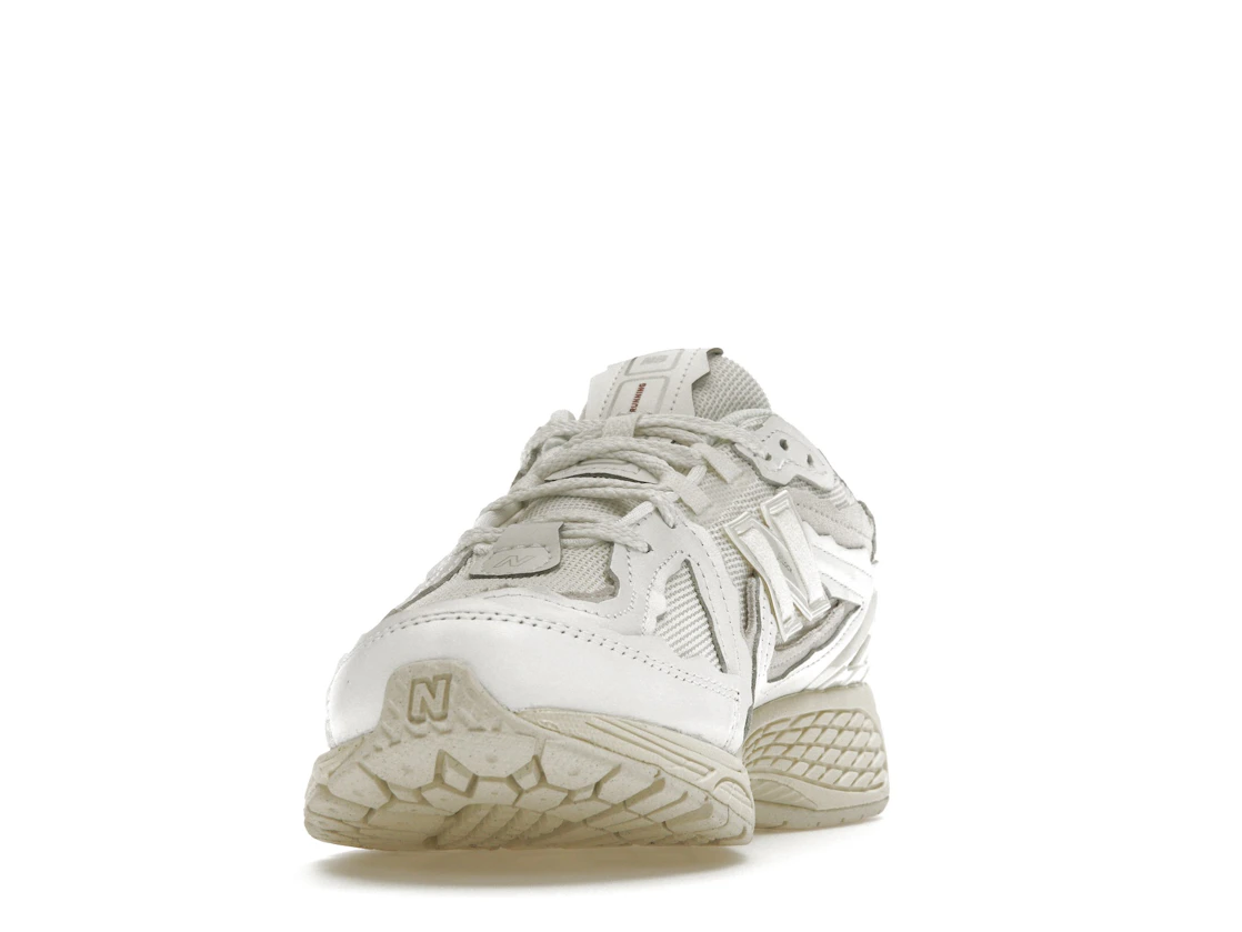 Vue 12 de New Balance 1906D Protection Pack White