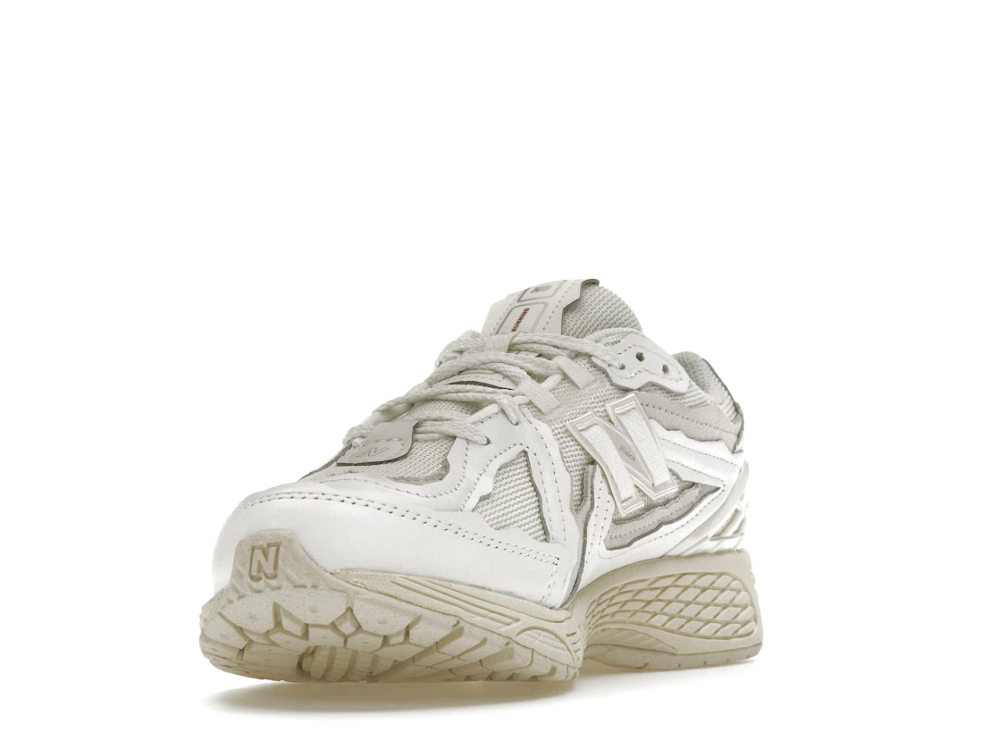 Vue 13 de New Balance 1906D Protection Pack White