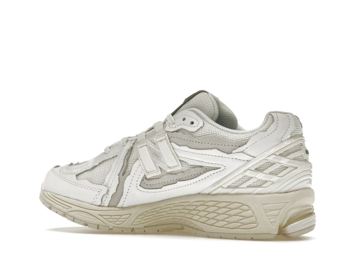 Vue 22 de New Balance 1906D Protection Pack White