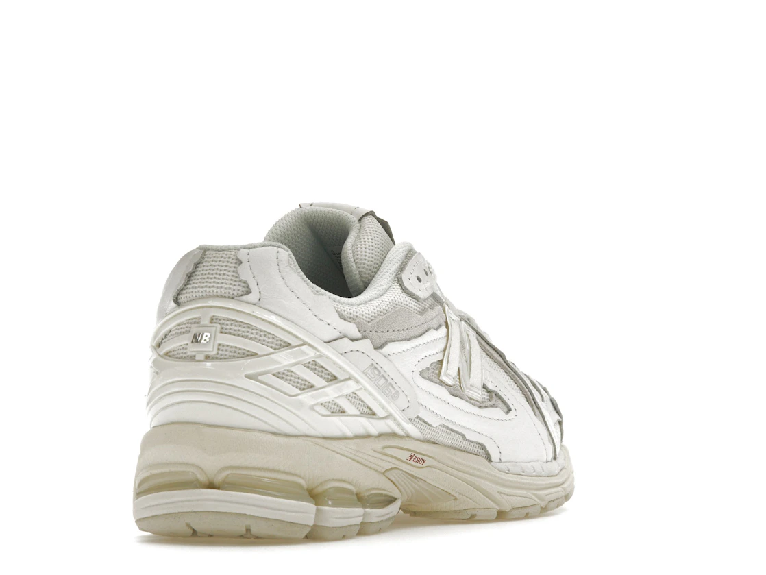 Vue 31 de New Balance 1906D Protection Pack White