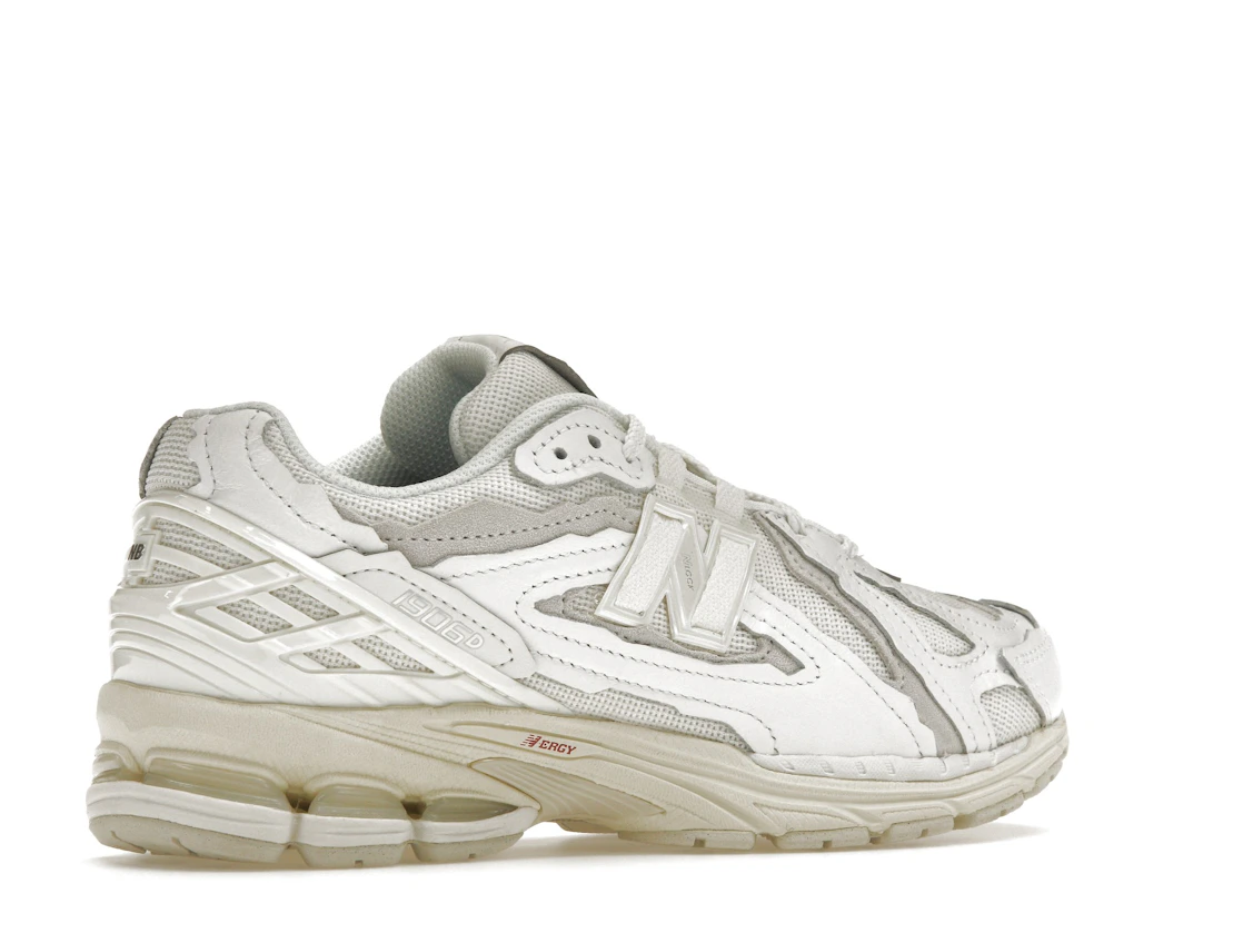 Vue 34 de New Balance 1906D Protection Pack White