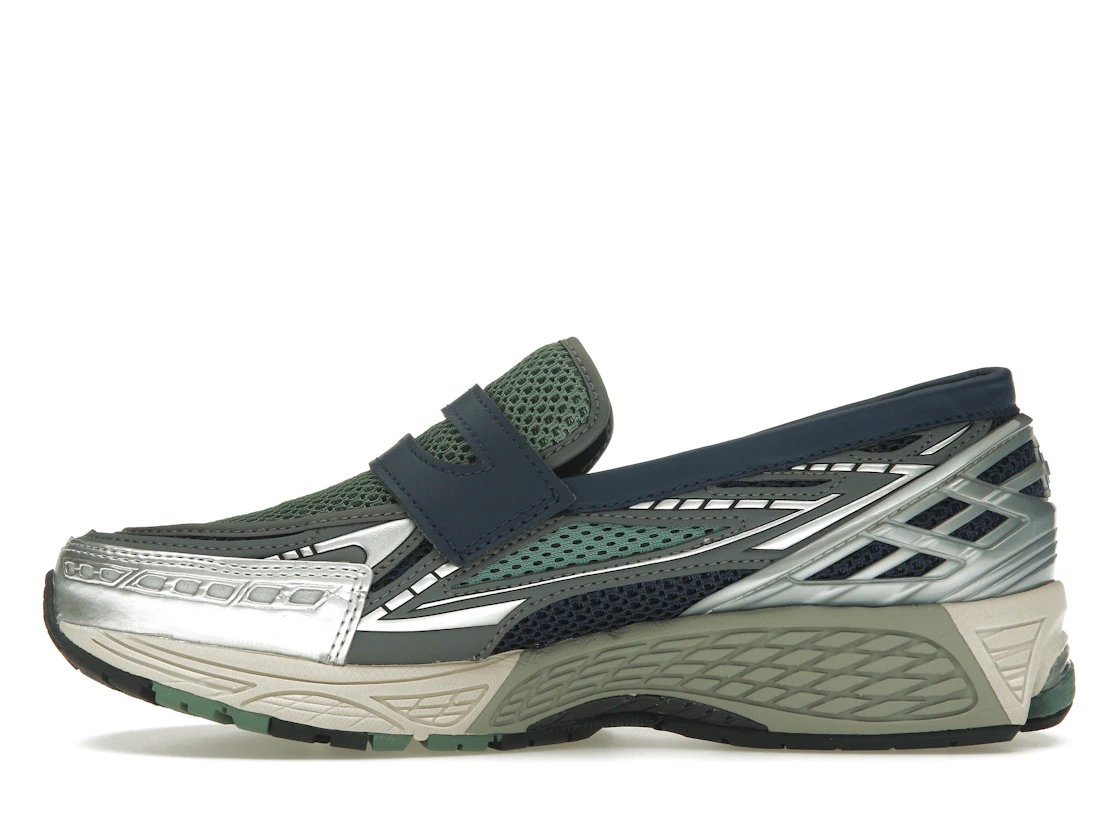 Vue 19 de New Balance 1906L Dark Juniper Navy