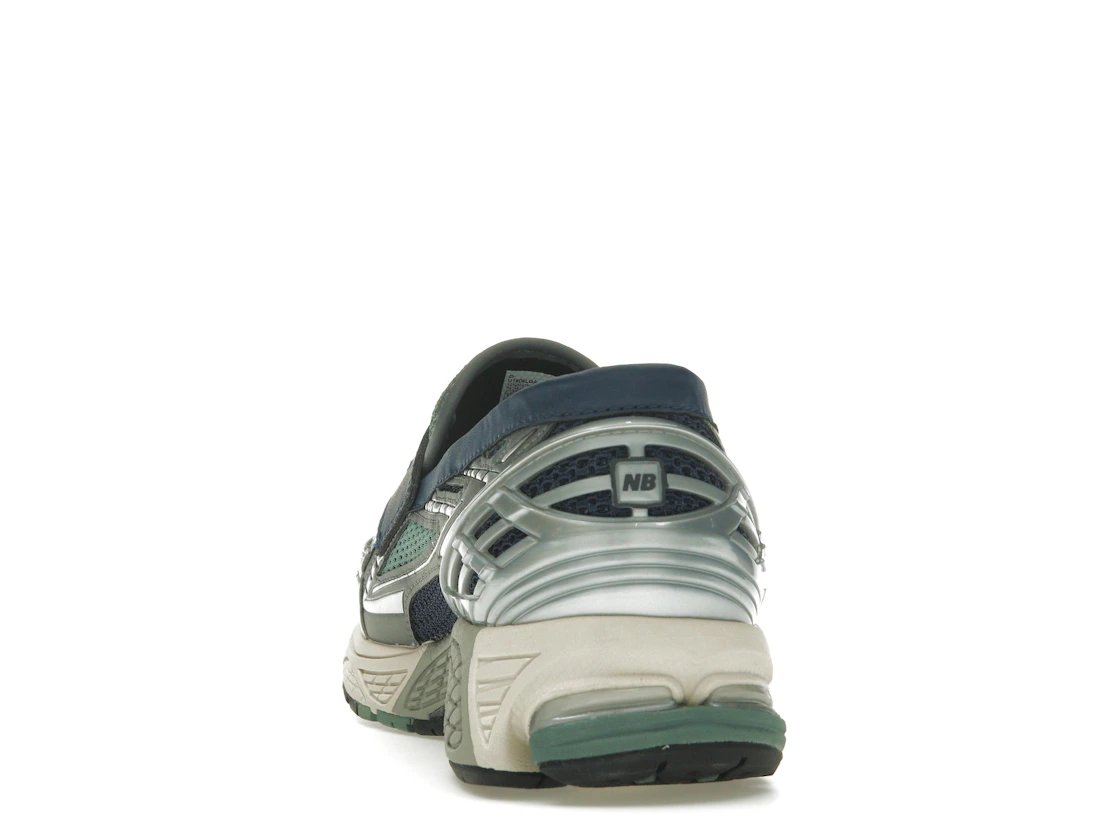 Vue 27 de New Balance 1906L Dark Juniper Navy
