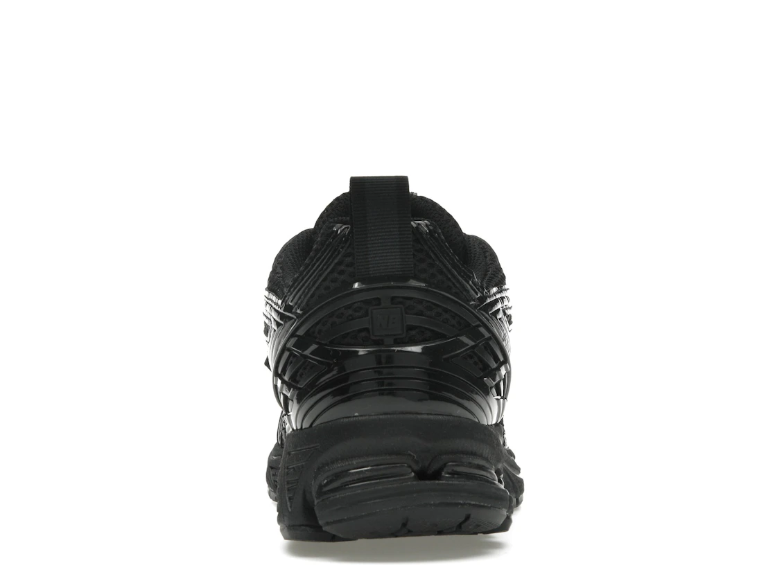 Vue 28 de New Balance 1906R Black Patent