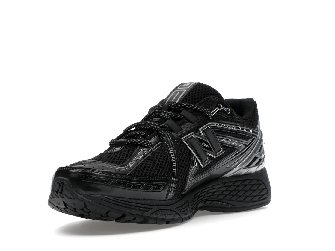 Vue 14 de New Balance 1906R Black Silver