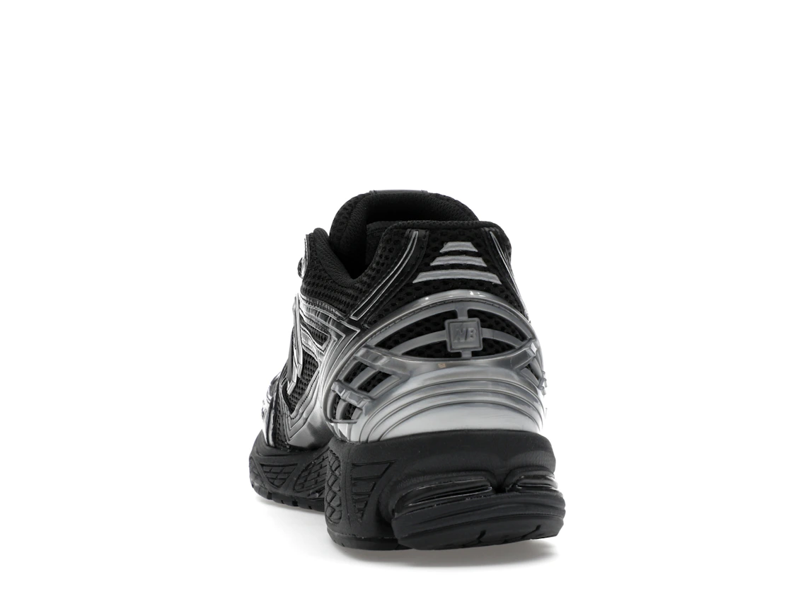 Vue 27 de New Balance 1906R Black Silver