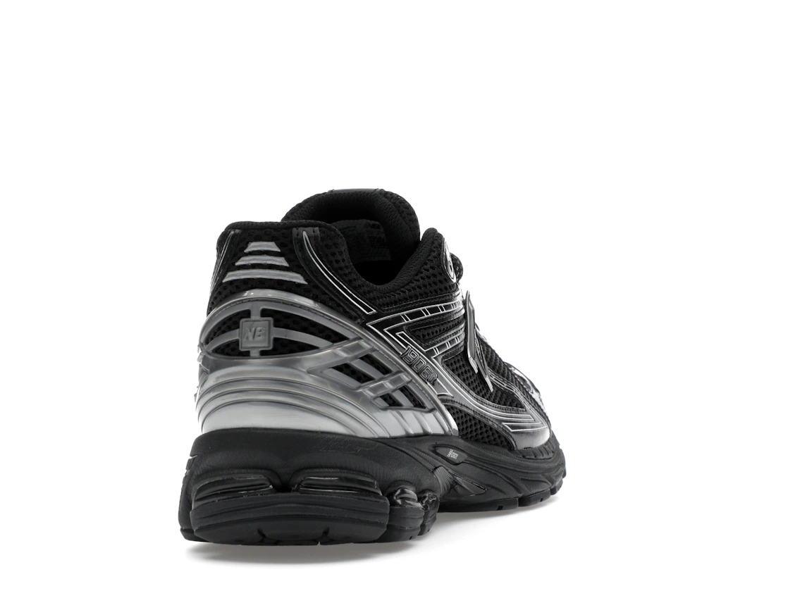 Vue 30 de New Balance 1906R Black Silver