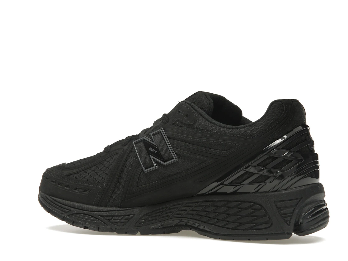 Vue 22 de New Balance 1906R Cordura Black Magnet