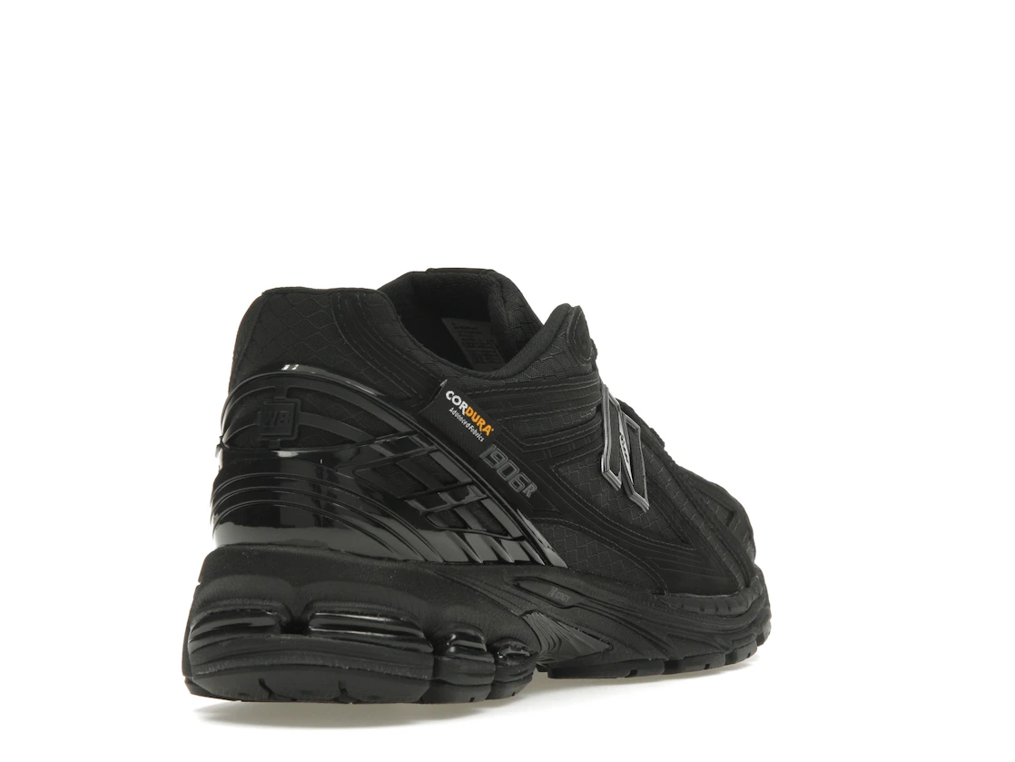 Vue 31 de New Balance 1906R Cordura Black Magnet