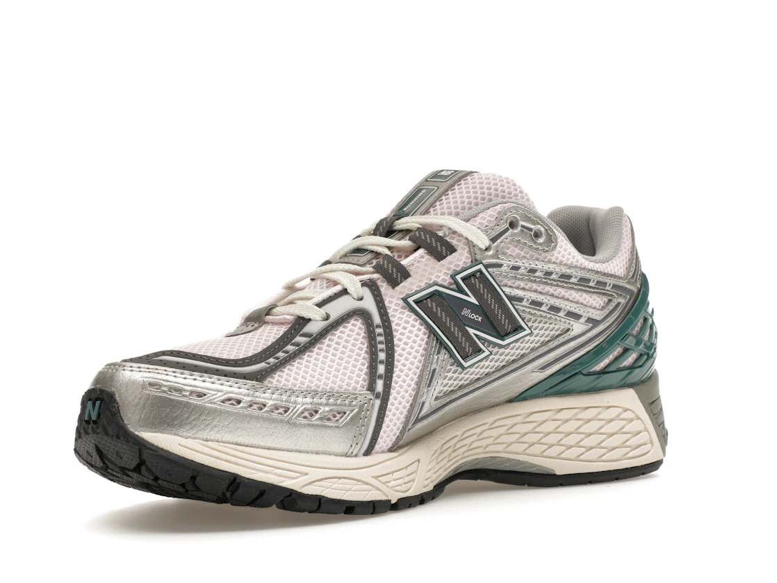 Vue 15 de New Balance 1906R Granite Metallic Pink