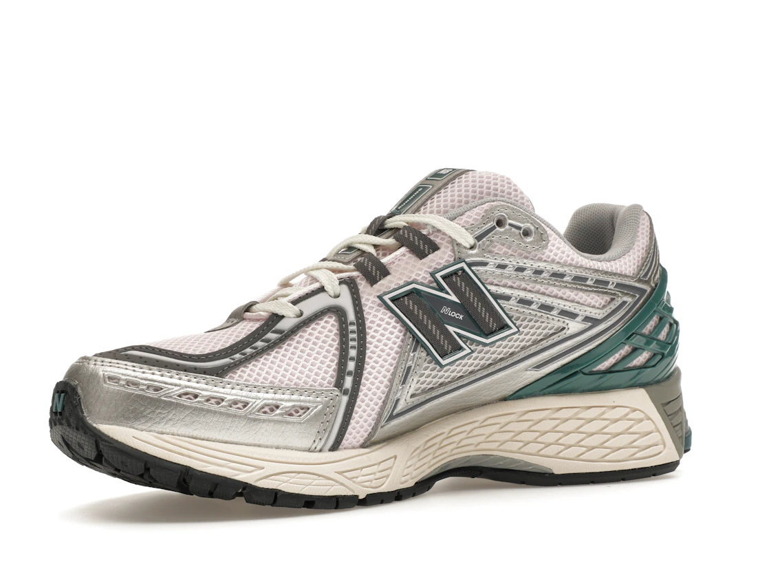 Vue 16 de New Balance 1906R Granite Metallic Pink