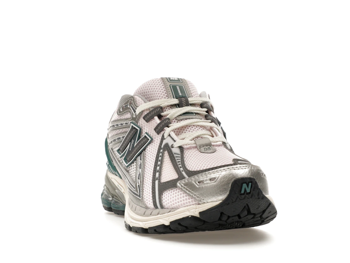 Vue 8 de New Balance 1906R Granite Metallic Pink