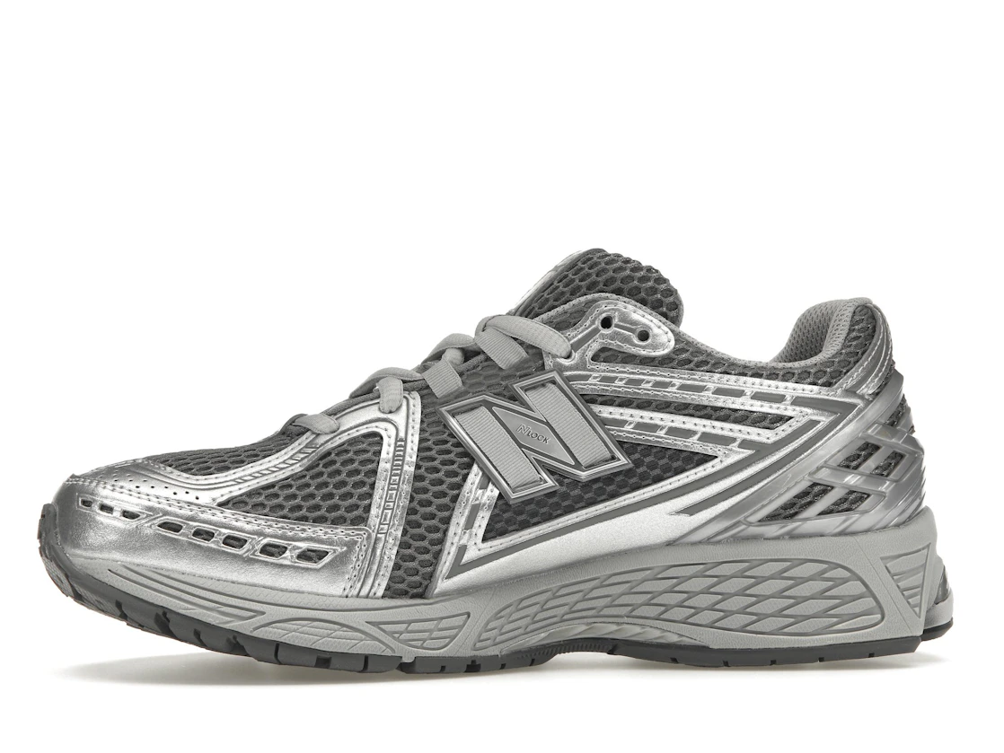 Vue 18 de New Balance 1906R Harbor Grey