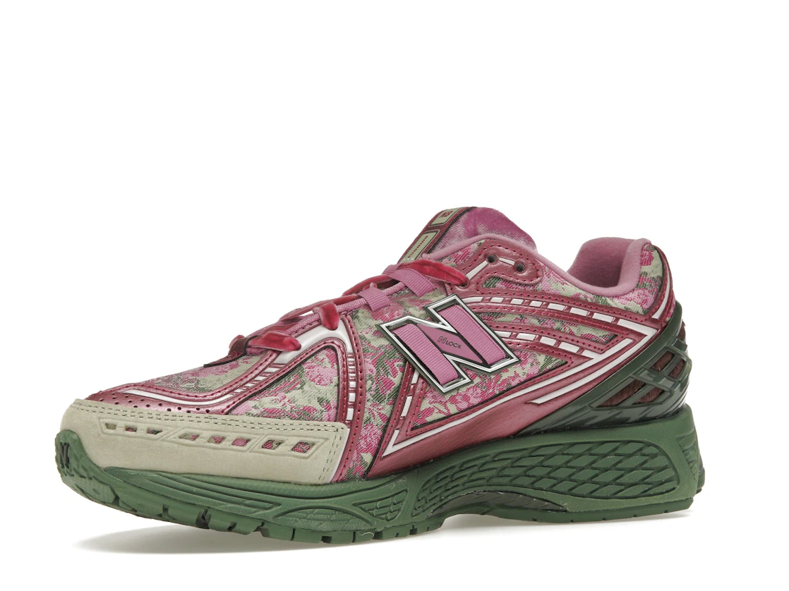 Vue 16 de New Balance 1906R Jack Harlow Rose Runner (Special Box)