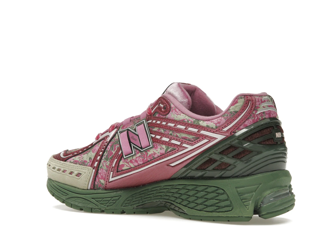 Vue 23 de New Balance 1906R Jack Harlow Rose Runner (Special Box)