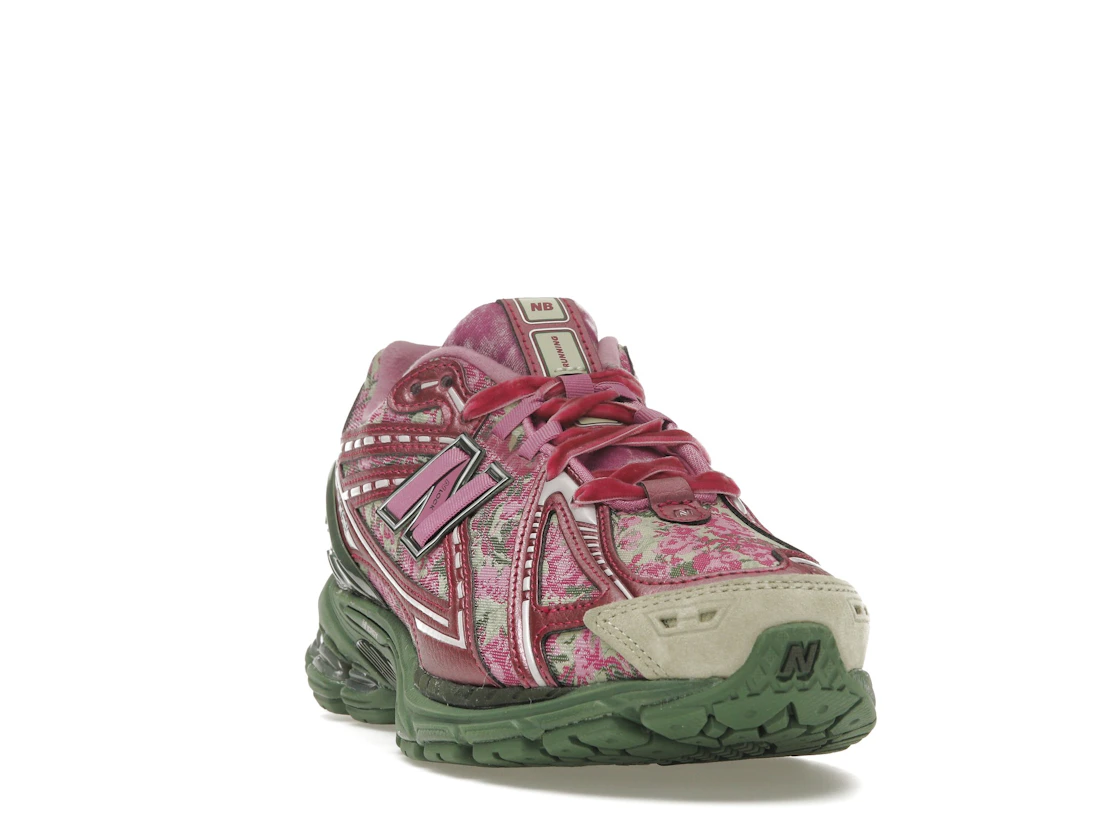 Vue 8 de New Balance 1906R Jack Harlow Rose Runner (Special Box)