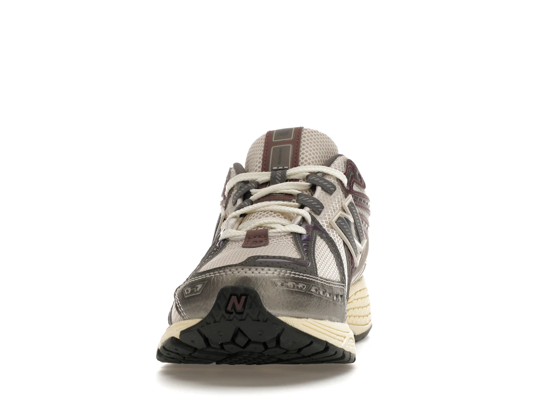 Vue 11 de New Balance 1906R Licorice