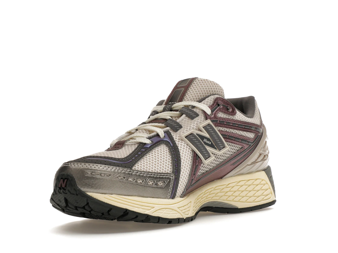 Vue 14 de New Balance 1906R Licorice