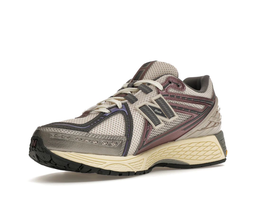 Vue 15 de New Balance 1906R Licorice