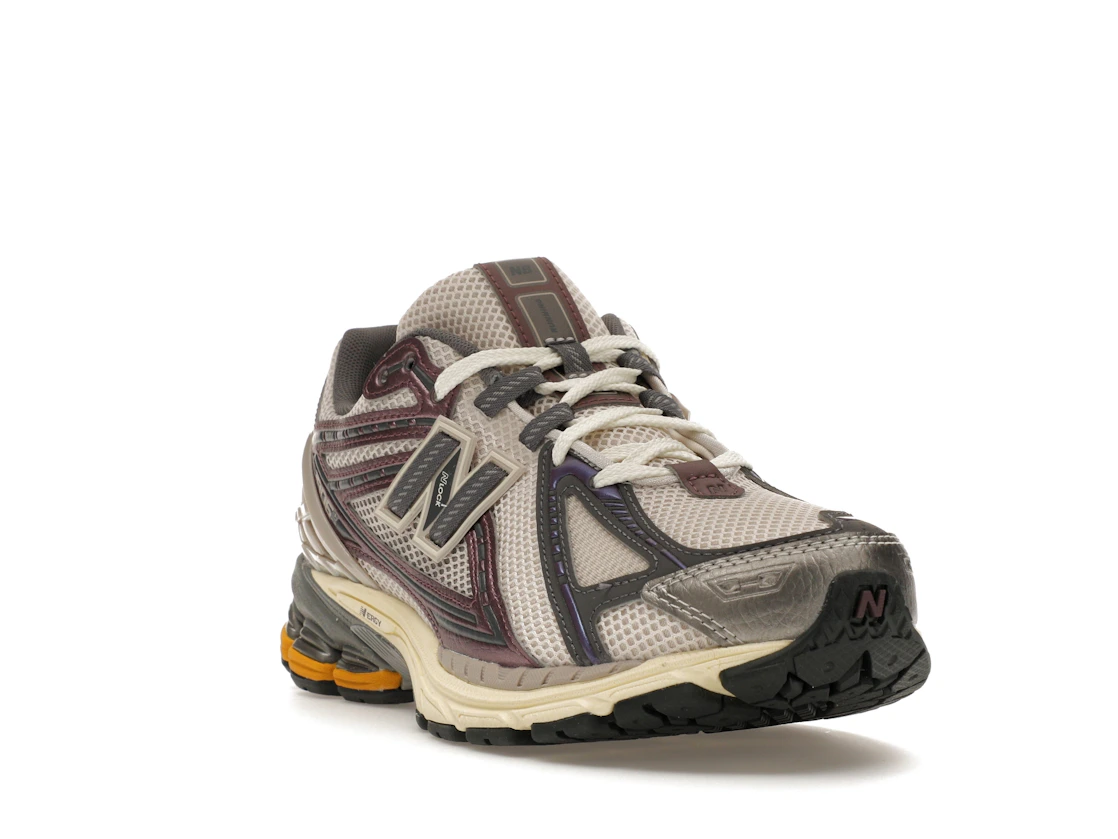 Vue 7 de New Balance 1906R Licorice