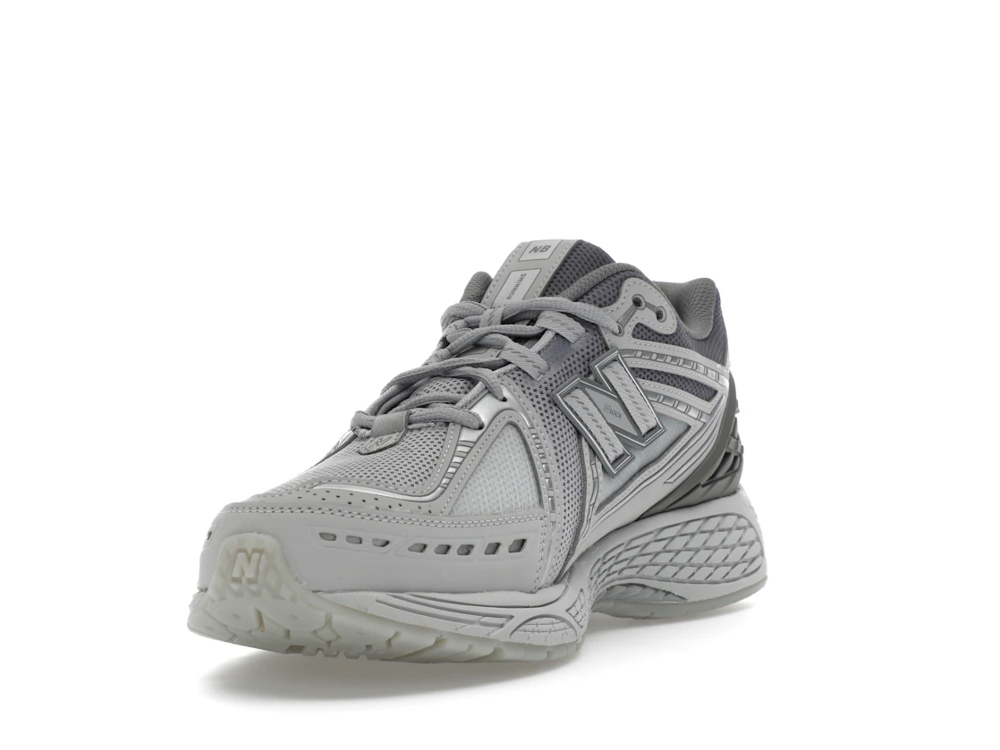 Vue 13 de New Balance 1906R Lunar New Year Raincloud