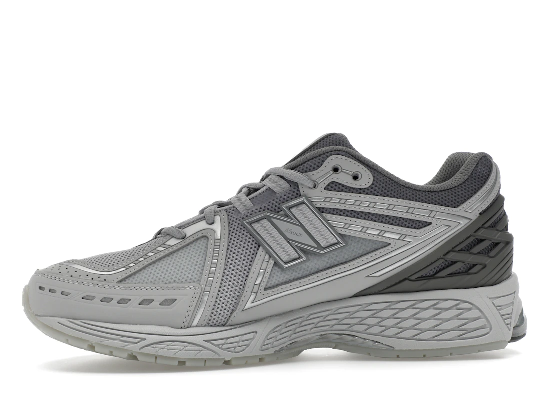 Vue 18 de New Balance 1906R Lunar New Year Raincloud