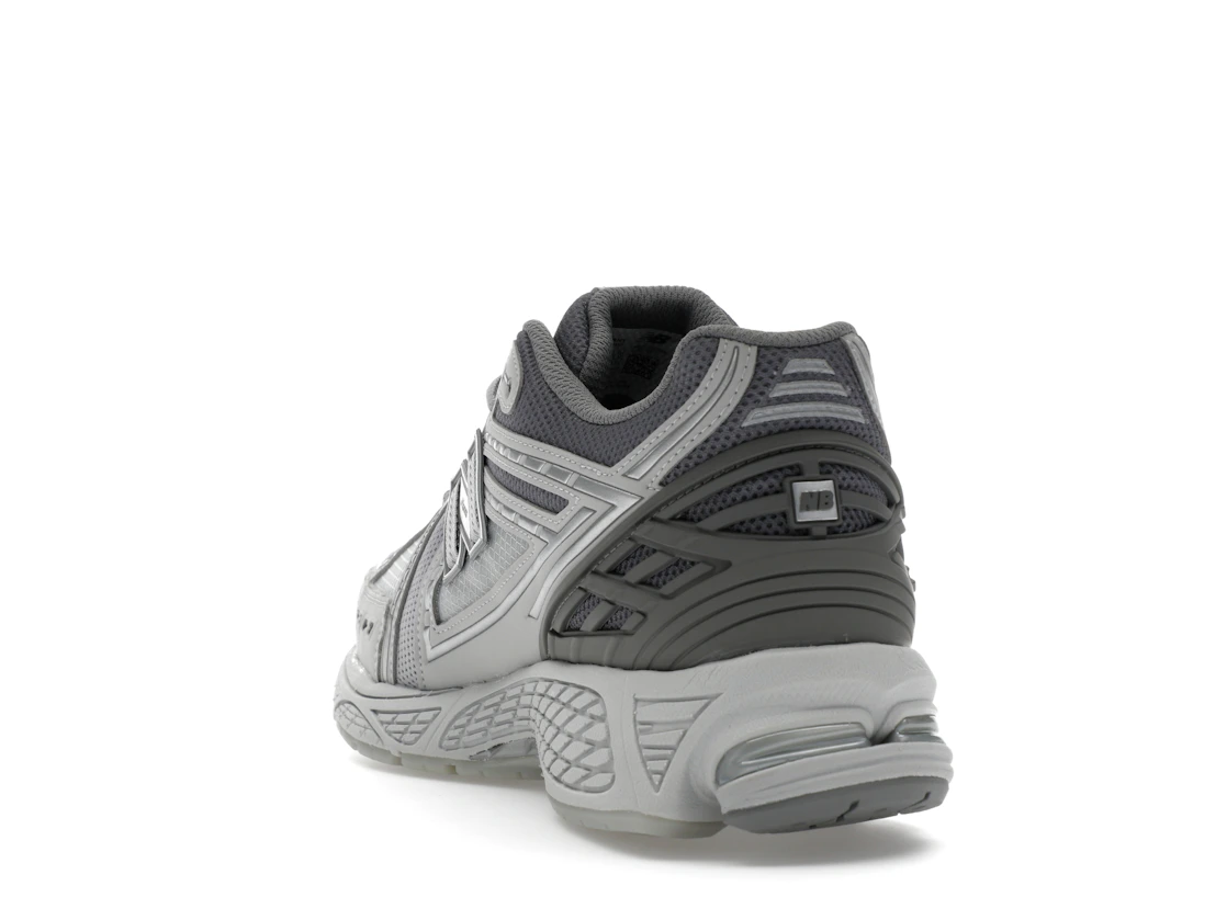 Vue 26 de New Balance 1906R Lunar New Year Raincloud