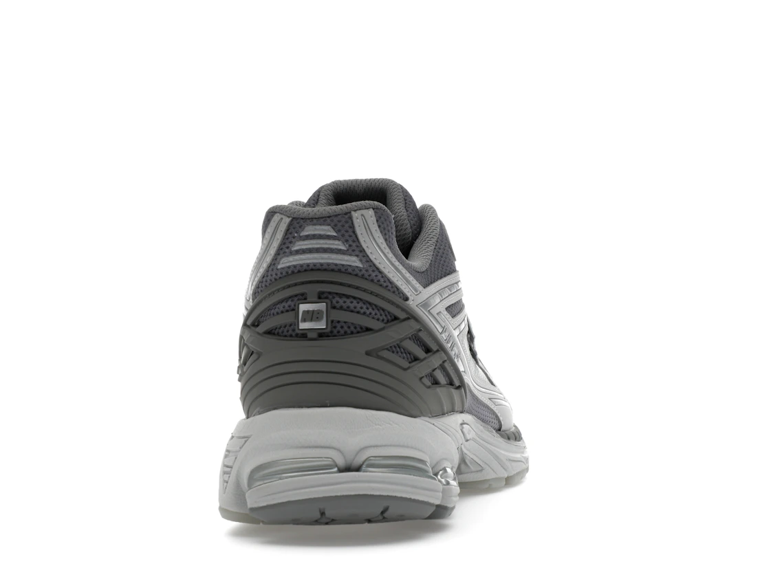 Vue 29 de New Balance 1906R Lunar New Year Raincloud